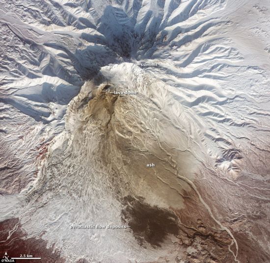 火山灰 平流层图片