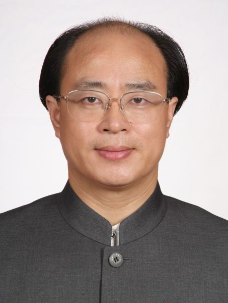 国务院特殊津贴专家,硅砂资源利用国家重点实验室主任 秦升益内容简介