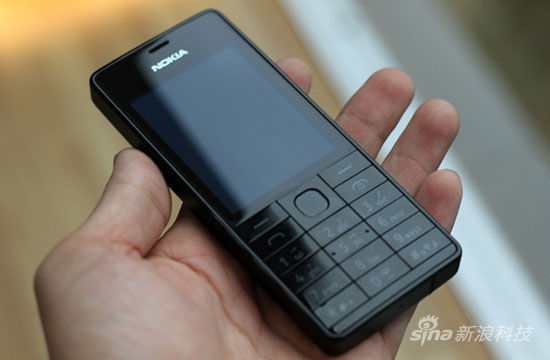 点击图片查看诺基亚515详细资料诺基亚515采用t9传统输入键盘,整机