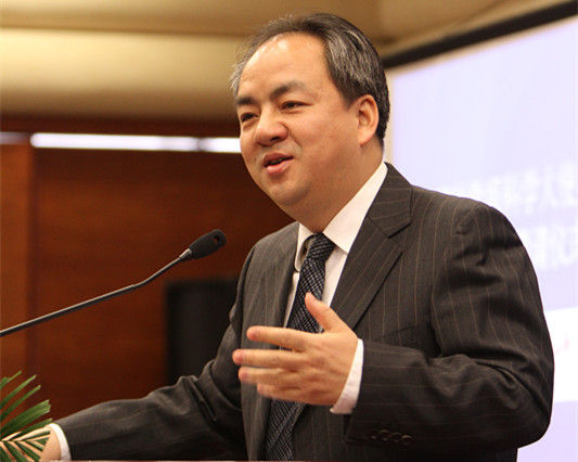 陈鹏培育舆论沃土服务产业发展