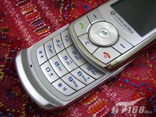 超值金属滑盖三星200万像素j618试用2