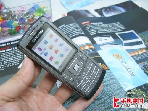 手机 > 正文   (手机中国行情报道)2009年4月22日,三星公司于去年发售