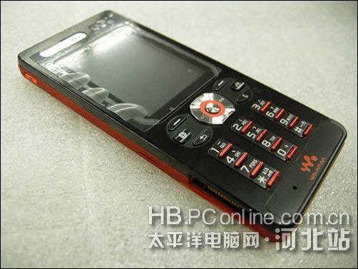 钱少一样有面子 索爱w888千元金属机