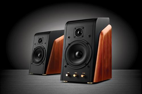 实木外观的惠威m200mkiii