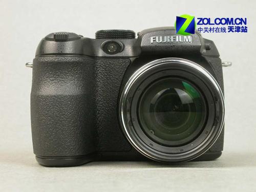 富士s1500相机自上市以来就保持着非常好的销量,富士s1500强悍的变焦