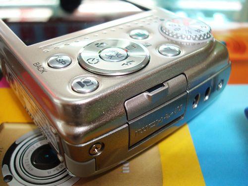 10倍光变卡片富士f85exr烟台1720元