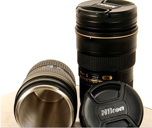 数码相机 > 正文  镜头水杯大家都非常熟悉了,也是最早的模仿相机制品