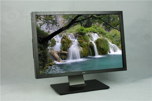 泡泡网液晶显示器频道5月13日 戴尔u2410,u2311h上市已经一年多的时间