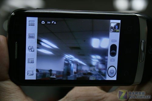 纤薄弧面屏设计 千元档华为t8300评测(7)