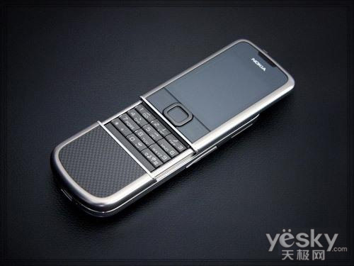 碳纤维奢华享受 诺基亚8800ca售价仅5100元