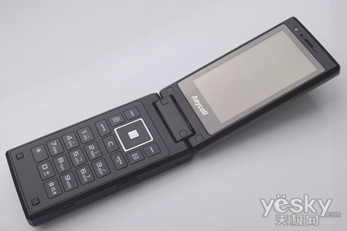 大气沉稳风格双网双待 三星b7732售4100元