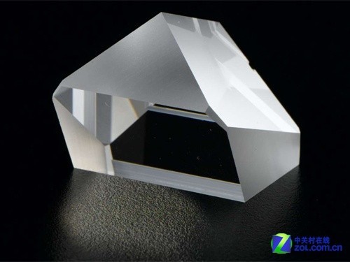 大尺寸五棱镜就是取景面积足够大的保证