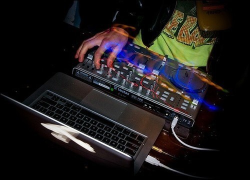 苹果电脑多数被用于广告,影视,音乐等艺术创作领域