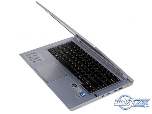 指纹识别 防滚架 联想扬天v490u超极本评测