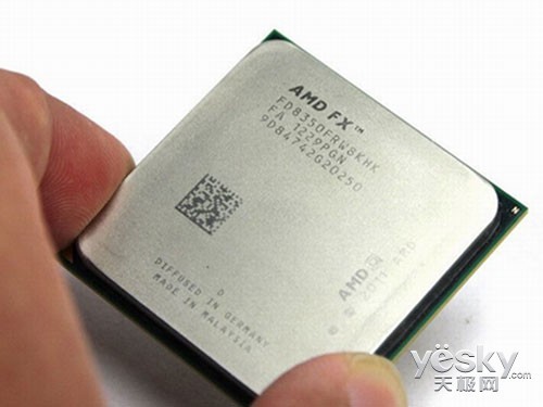 fx 8350作为新架构旗舰产品,核心数高达八个物理核心,在此基础上其多