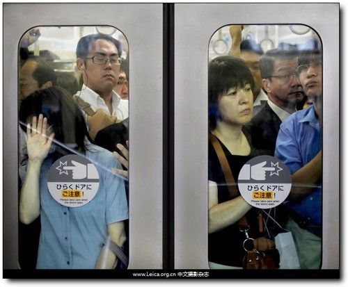 地铁拥挤图片表情包图片