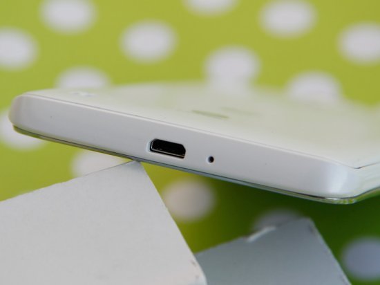 入门级移动4g手机 5英寸华为g716评测