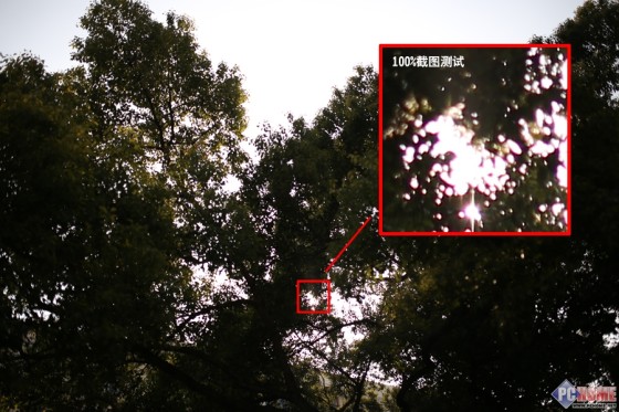 4大光圈下的紫边测试我们频道的资深编辑夏老师曾经说过:有大光圈干嘛