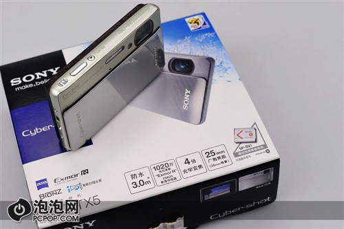 索尼首款防水卡片机时尚tx5首发图赏