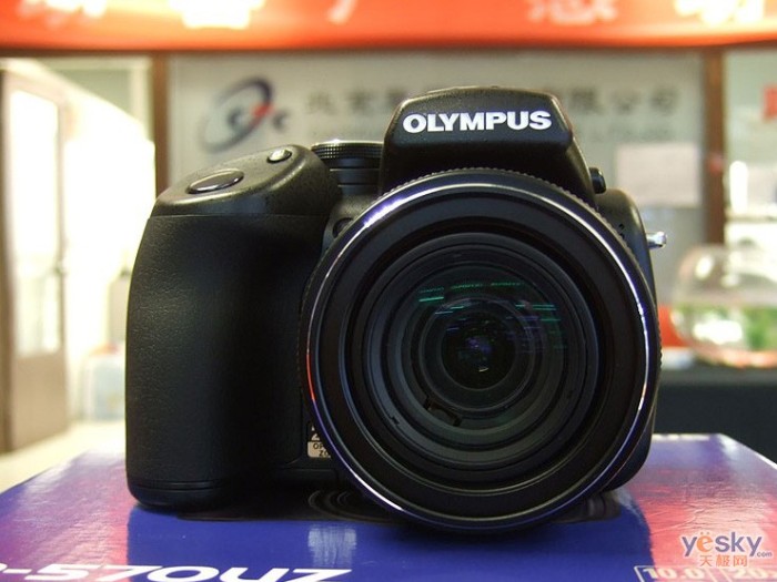 图为:奥林巴斯 sp570 uz