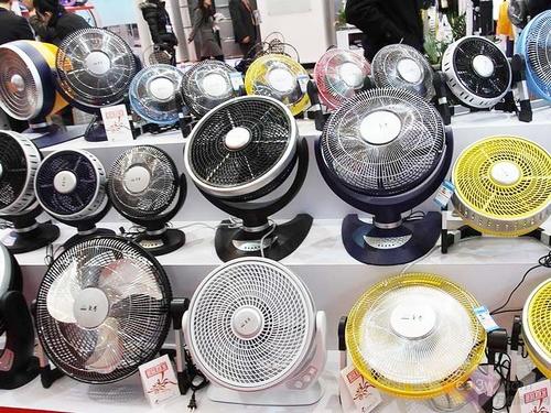 2011家电博览会:荣誉展出特色电风扇_家电_科技时代_新浪网