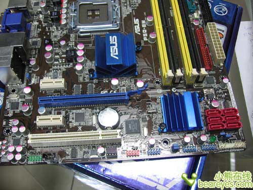凤毛麟角 华硕豪华g45主板落户e世界