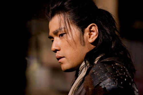 片长:约120分  演员:  周杰伦 饰 乔  飞 林志玲 饰 蓝婷  陈道明