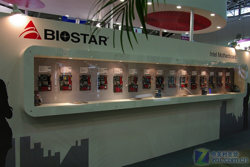 主板产品展示墙