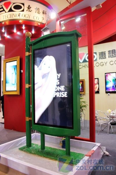 液晶拼接屏：打造未来视界的新引擎