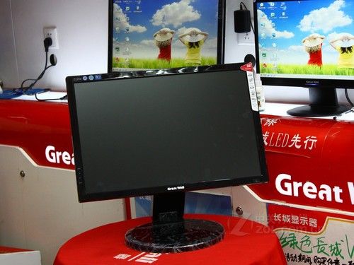 长城 z2260液晶显示器的外观