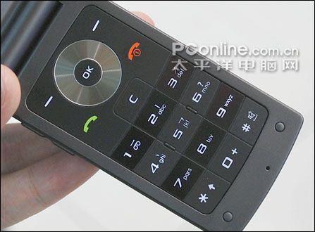 简约主义三星纯美折叠e210超低价上市