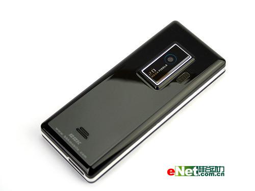 16:9的美丽镜面 步步高宽屏手机i8图赏