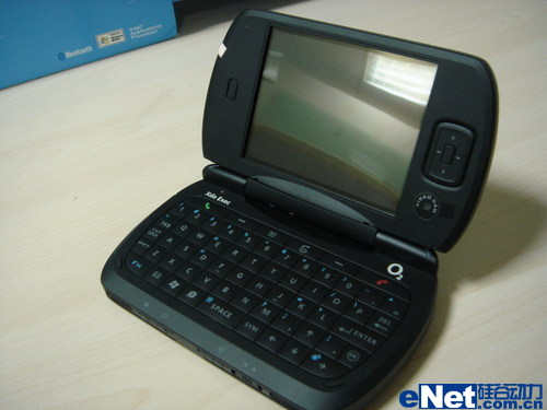 春季促销疯狂跳水 多普达d900暴降600元