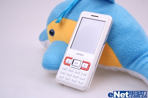唤起音乐灵感 夏新双卡直板机m535图赏(6)_手机_科技时代_新浪网