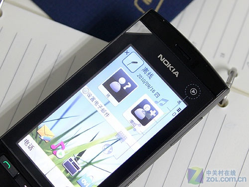 s60v5千元出头 五款颜色诺基亚5250评测(2)