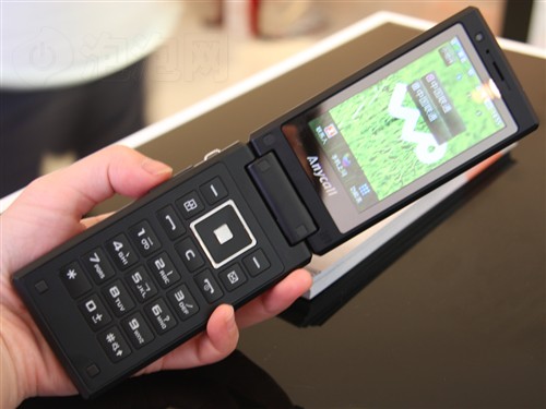 双屏双模双待 三星b7732现售价5680元_手机_科技时代_新浪网