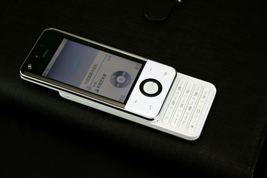 图为:步步高i536手机