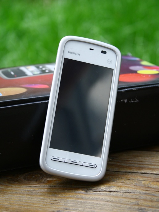 图为:诺基亚 5233