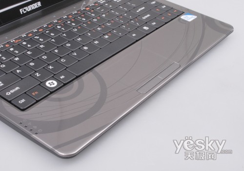 图为:方正s330-su41aq笔记本