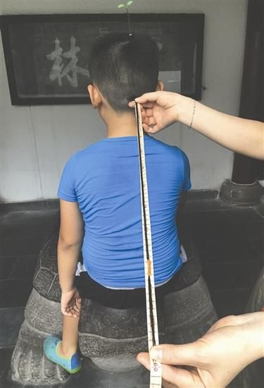 小雨辫子长度超60厘米