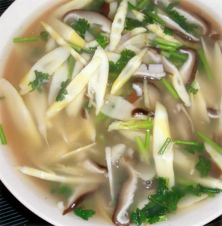 减肥瘦身汤:竹笋香菇汤