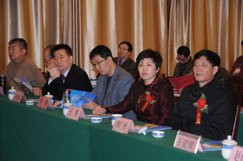 文水县人民政府副县长王辉.图片来源:山西雪恩集团网站