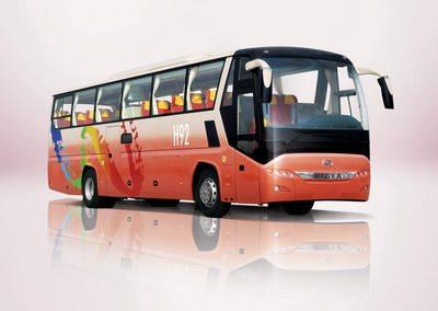 半承载式车身结构,按照jt/t325-2004营运客车类型划分及等级评定标准