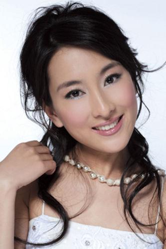 孔令辉疑似新女友性感写真百变女皇pk马苏