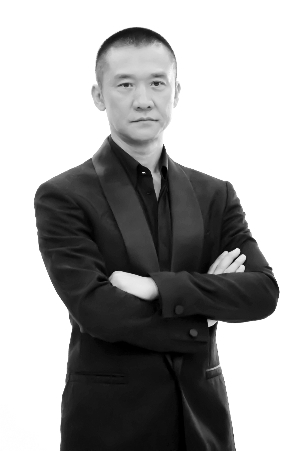 黄志忠重返课堂当老师