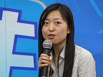 图文:铂菁女生南大校园宣讲会铂菁女生郭雨