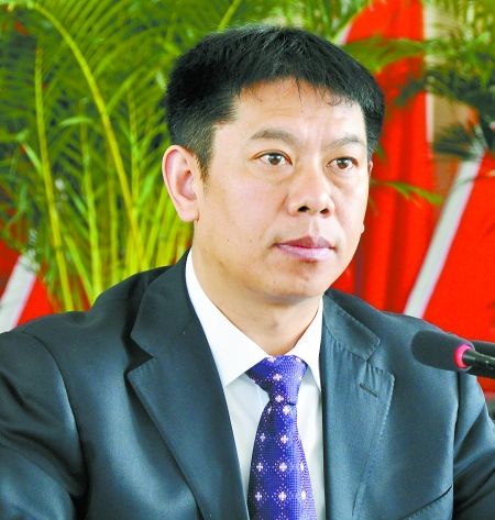 农业 > 正文  该镇上下在李阳东的带领下,立足区位