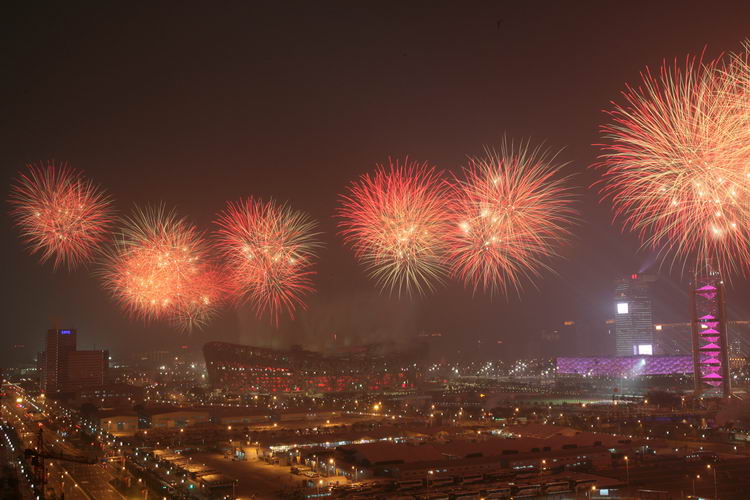 北京鸟巢烟花秀图片