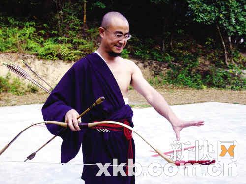 李军阳为射箭"痴狂"