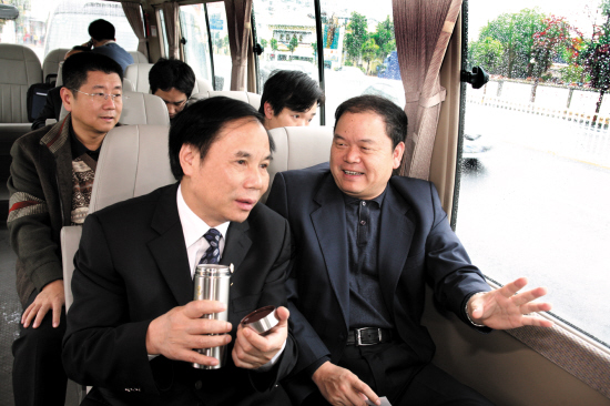 "巨鳄"抢滩大亚湾 "东方大港"不遥远